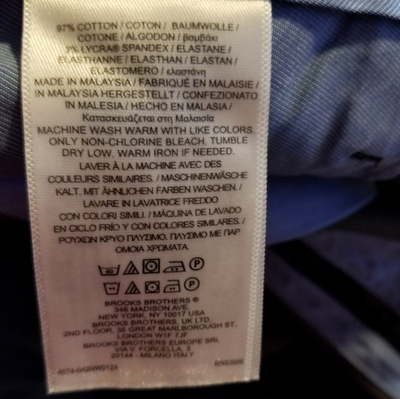 Brooks Brother's pleated khaki shorts - Picture 5 of 6